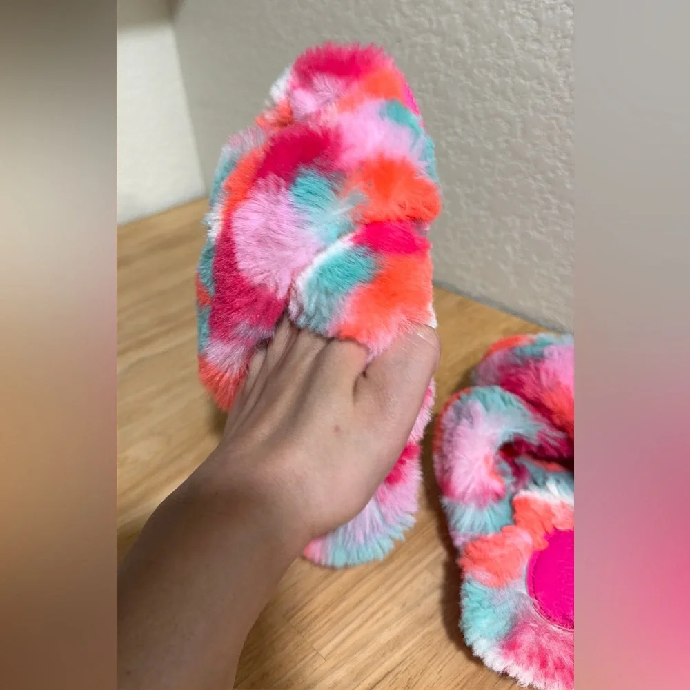 Colorful Fuzzy Kids‎ Slippers